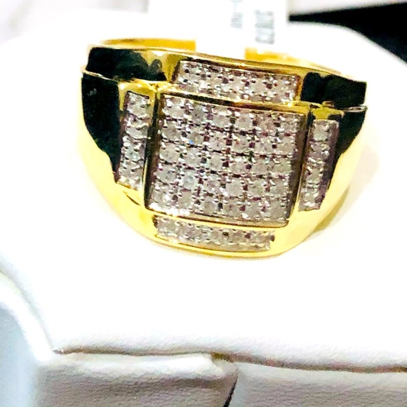 10k Gold Men’s real diamond beautiful Ring!! .35ct - Picture 1 of 3